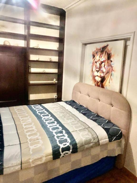 Economy Shared Apartment D In Central Атина Екстериор снимка